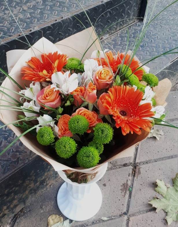 Букет цветов из: Герберы, Хризантемы, Альстромерии и Розы в Перевозе