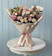 Букет цветов из:  Розы и Лизиантусы в Перевозе