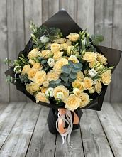 Букет цветов из:  Розы и Лизиантусы #REPLACE_PRED# Перевозе