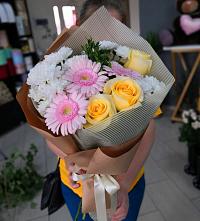Букет цветов из:  Герберы, Розы и Хризантемы в Перевозе