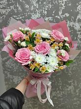 Букет цветов из:  Гвоздики, Орхидеи и Розы #REPLACE_PRED# Перевозе