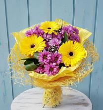Букет цветов из:  Хризантемы и Герберы в Перевозе