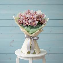 Букет цветов из:  Орхидеи и Розы в Перевозе