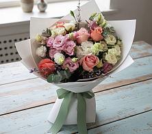 Букет цветов из:  Розы, Лизиантусы и Гвоздики в Перевозе