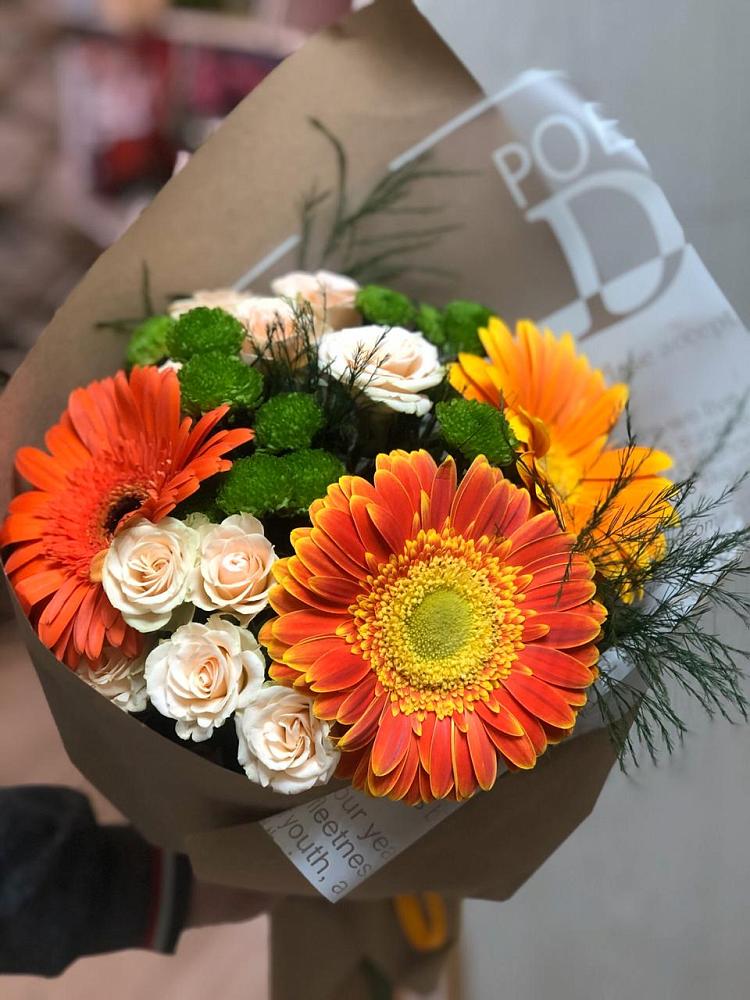 Букет цветов из: Герберы, Хризантемы и Розы в Перевозе